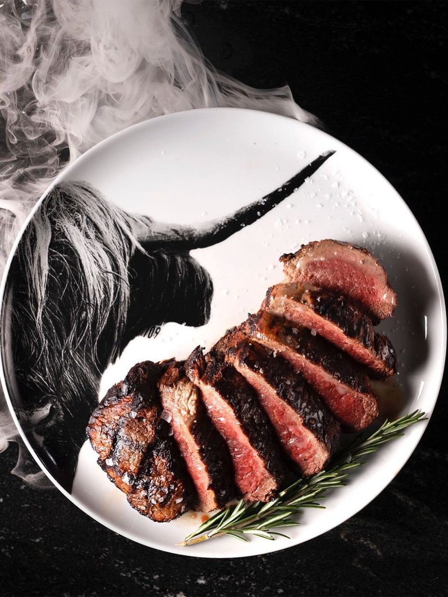 FoodandTravelMX's tweet photo. ¿En busca del corte perfecto en #CDMX? Aquí tienes las mejores opciones que combinan calidad y técnica para satisfacer a los verdaderos amantes de la carne. ¡Descúbrelos!
#Carnal #BarrioSur #Colmillo #PrimeSteakClub #Palominos
➡️https://t.co/XIhqjIxI0X https://t.co/mRetDQRQra