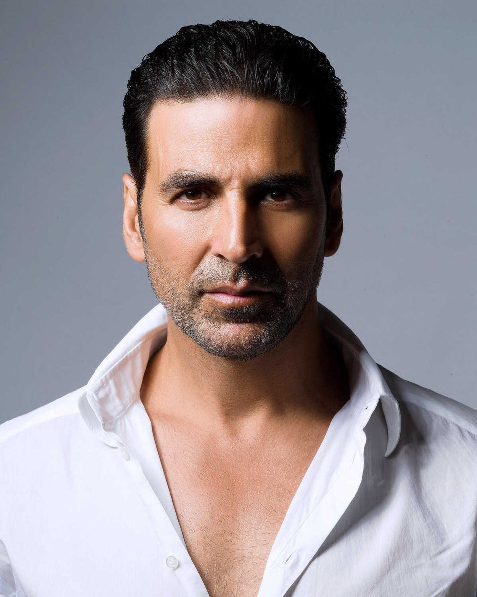 iam_zaxx's tweet photo. Har film mai same look, same haircut, same clean shaven ya nakli moustache, his hipocracy and same acting with same dialogue delivery style in every movie ruied his stardom sad to see his downfall
#dawnfall #AkshayKumar https://t.co/tlv1Lhq3R3