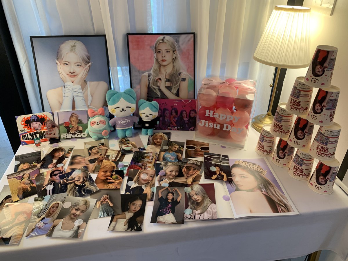 hijin_0212's tweet photo. 예쁜 지수 왕창 구경하고 갑니다!!🐶 감사합니다!!🩵

#BloomingLIADay
#리아의_목소리로_온세상을_물들여
#행복지수721
#ITZY #LIA #리아 https://t.co/oZ3DT4pCCd