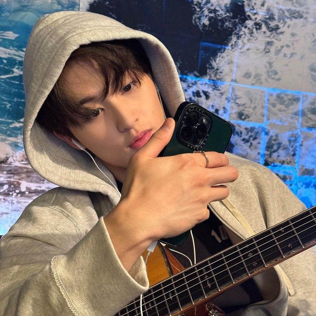 markmoIo's tweet photo. 🖤🩶 https://t.co/7KKetHXtr1