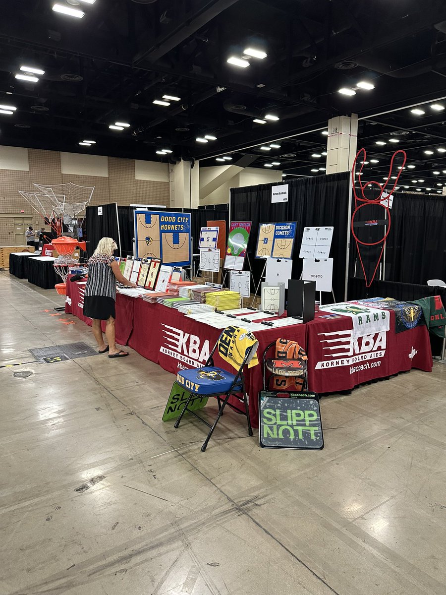 KBA_Coach's tweet image. We are ready! Stop by and see us! @THSCAcoaches @Tabchoops @AustinTGCA