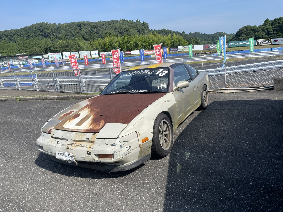 HRF270's tweet photo. ニードフォーで最初にもらえる180置いてあるwwwww
かっこいいwwww https://t.co/gh2Bpi442o