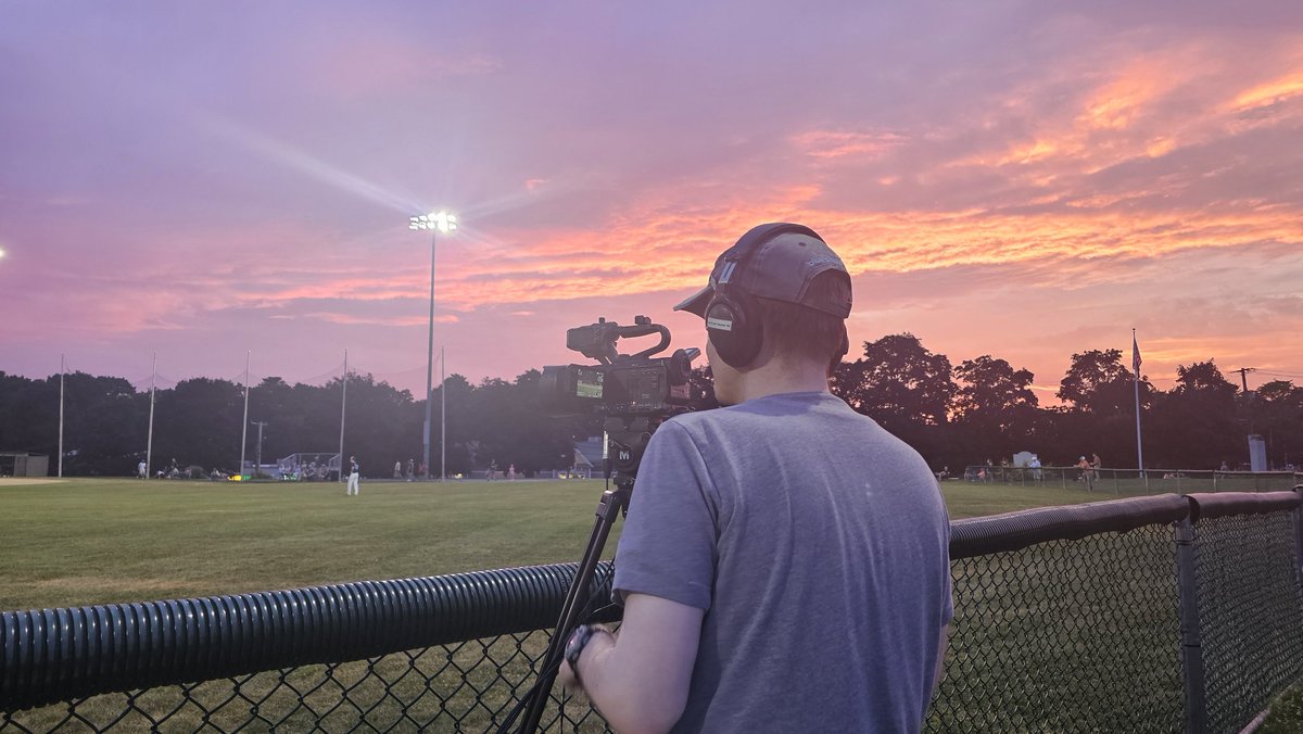 TNC_Sports's tweet image. Beautiful sky over Memorial Park and the Needham Legion Baseball game tonight! Post 14 with 5 runs already in the 2nd. They lead 7-1
#TheNeedhamChannel #NeedhamMA #LegionBaseball