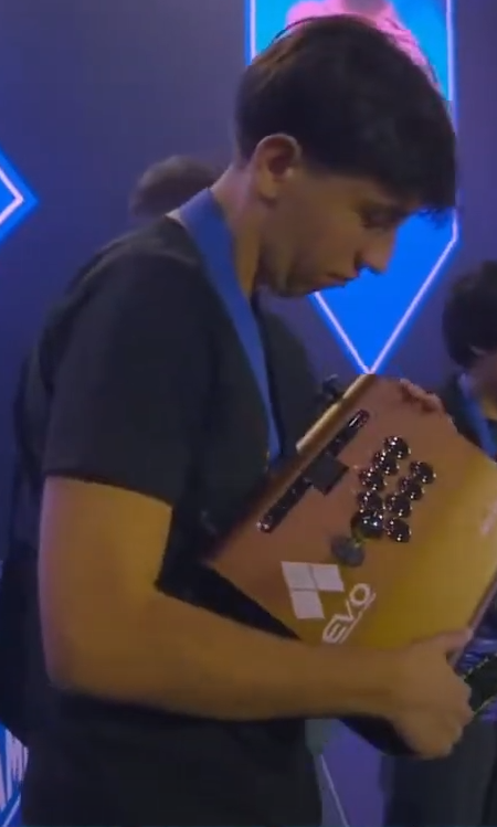 Victor Hugo Buiu tweet media