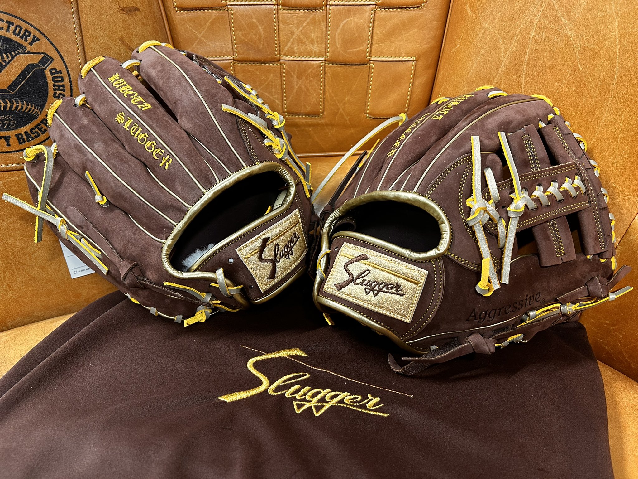 Slugger Aggressive ブラウン 野球グローブ 一般 Slugger Aggressive ブラウン 野球グローブ 一般