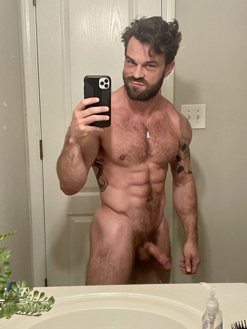 Who&rsquo;s gonna stay in with me tonight? Show me in the comments 😏😈 https://t.co/QLCuEuihus<a href="/tag/gaymuscle"class="tags"><span>#gaymuscle</span></a><a href="/tag/gayjock"class="tags"><span>#gayjock</span></a><a href="/tag/gaystud"class="tags"><span>#gaystud</span></a><a href="/tag/musclegay"class="tags"><span>#musclegay</span></a><a href="/tag/gayo"class="tags"><span>#gayo</span></a>