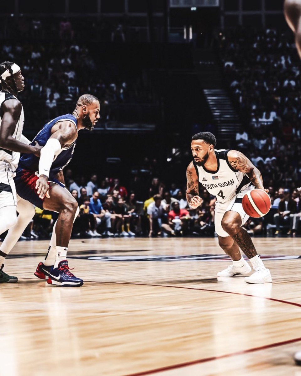 Barstool Louisville (@barstoolcards) on Twitter photo Carlik Jones put up a triple double today against one of the most stacked rosters of all time, perhaps second to the Dream Team. 
GET THIS MAN IN THE NBA Carlik Jones put up a triple double today against one of the most stacked rosters of all time, perhaps second to the Dream Team. 
GET THIS MAN IN THE NBA