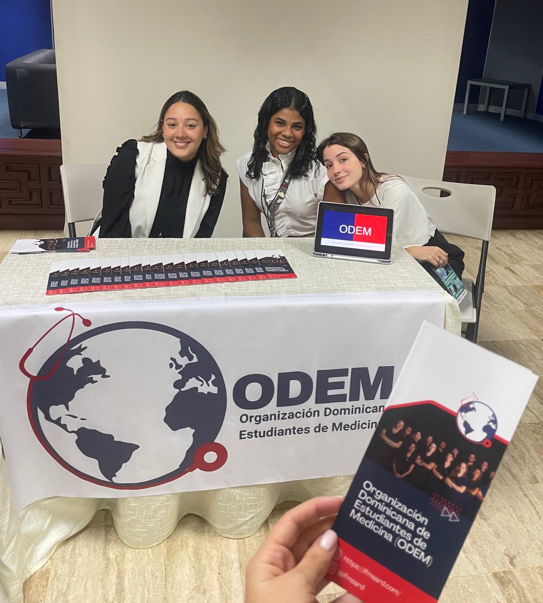laybar6's tweet photo. Today, we represented ODEM🇩🇴 at UNIBE’s Medical Resources and Residency Fair. Congrats to #AEMEUnibe for organizing such an important event so beautifully.🤍 https://t.co/LlzQswNeyO