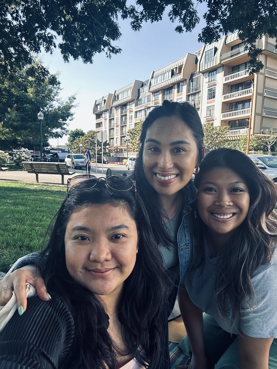 dearestmiks's tweet photo. 20 July 2024 || it definitely was a wonderful day to have picnic day with my girlies 🥰 much needed girl talks. https://t.co/Wo8VMCm7LH