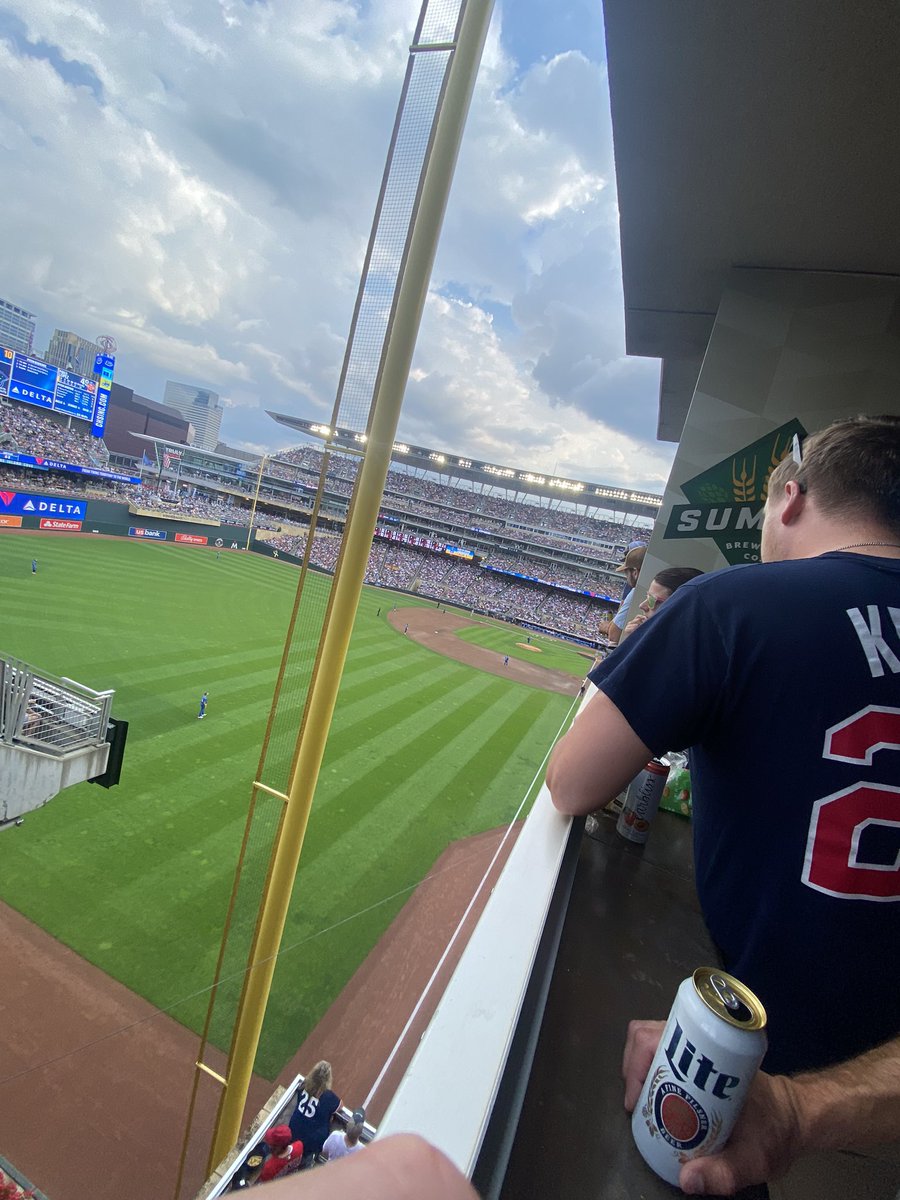 fartbot3030's tweet photo. Cmon blue that’s a ball!! https://t.co/XxSGQ4D1qz