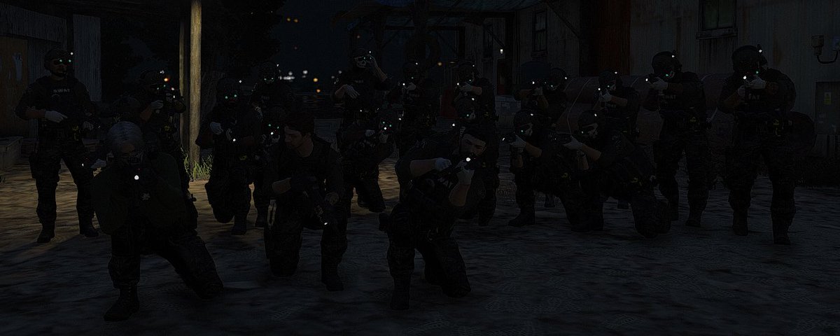 ASwe7l's tweet photo. We are ready S.W.A.T

@CallMeiW1 
@Eizo112 
@SCOVE_ 
@_i3bo https://t.co/mklZTqCRYC