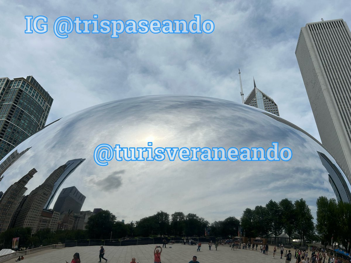 turisveraneando's tweet photo. Y por supuesto no podía faltar esta foto #Chicago #CloudGate #MilleniumPark #20Years #MilleniumPark20thAnniversary https://t.co/wBgDIixkJX