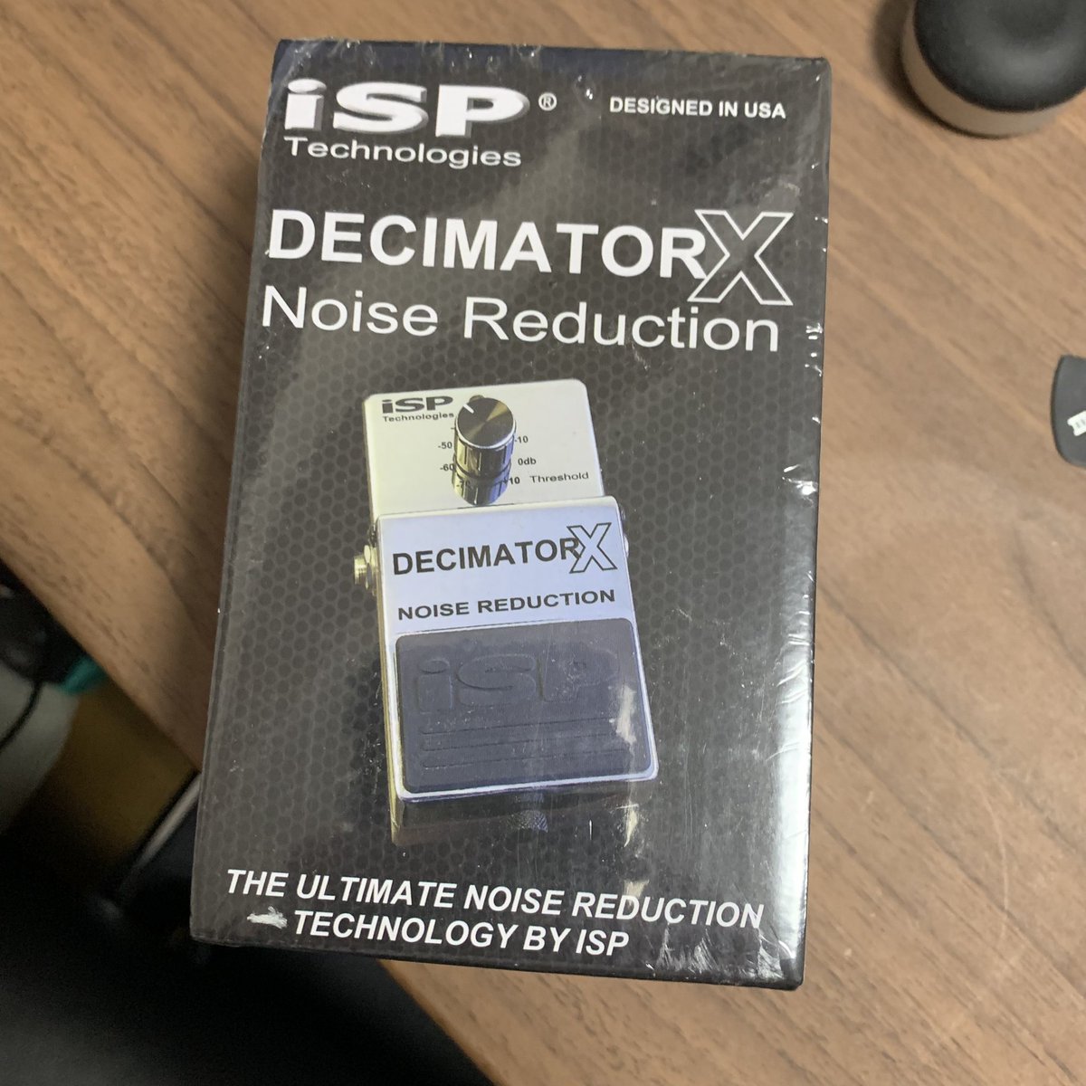 IFC_Fisherman's tweet image. Reverb.comで注文した、正真正銘のDECIMATOR Xきた！
日本初上陸？
ちなみに関税は1,200円。
#decimator #decimatorx