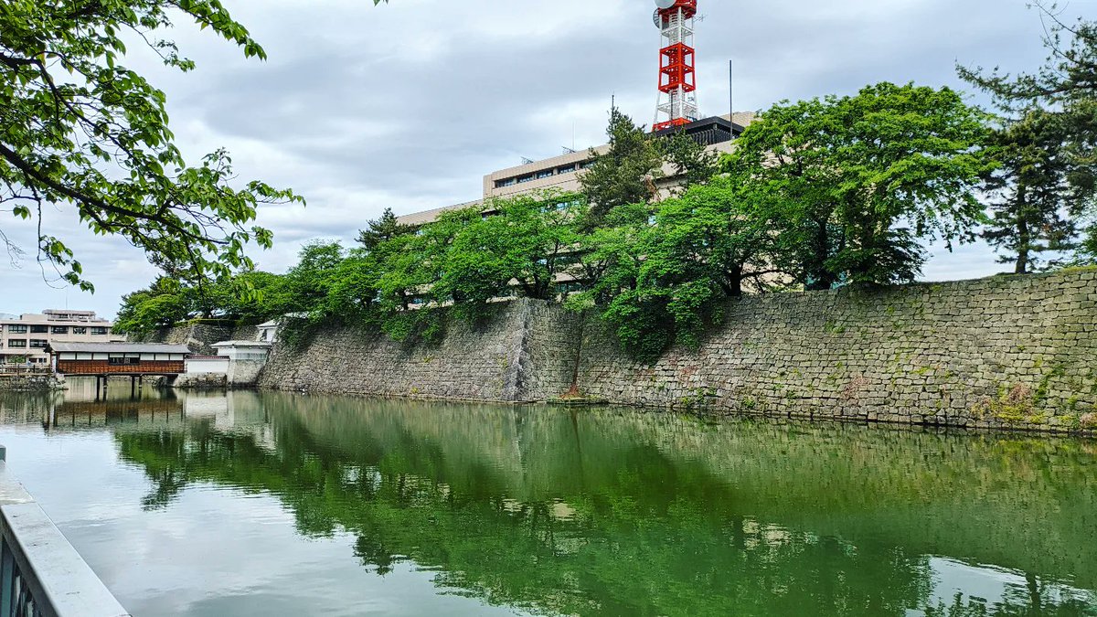 loove_nagano's tweet photo. #福井市 #福井城址 #鯖寿司 #羽二重餅 #福井 #fukuicity #fukuicastle #sabazushi #habutaemochi #fukui https://t.co/P73G6Pl1qu