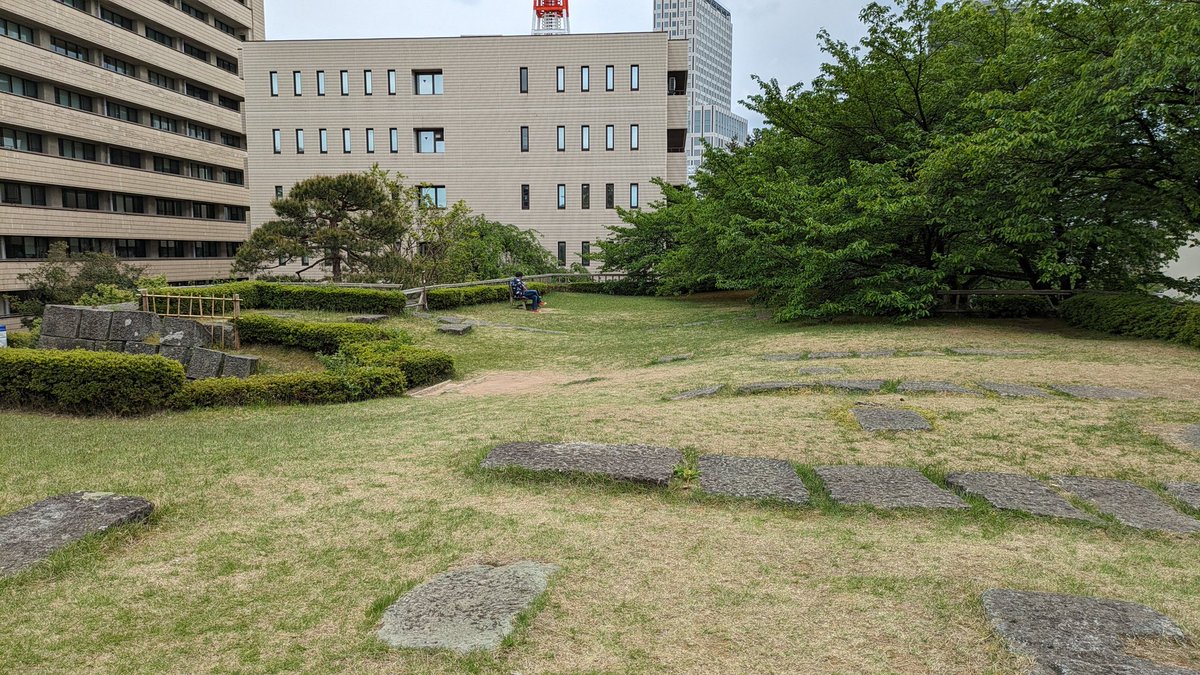 loove_nagano's tweet photo. #福井市 #福井城址 #鯖寿司 #羽二重餅 #福井 #fukuicity #fukuicastle #sabazushi #habutaemochi #fukui https://t.co/P73G6Pl1qu