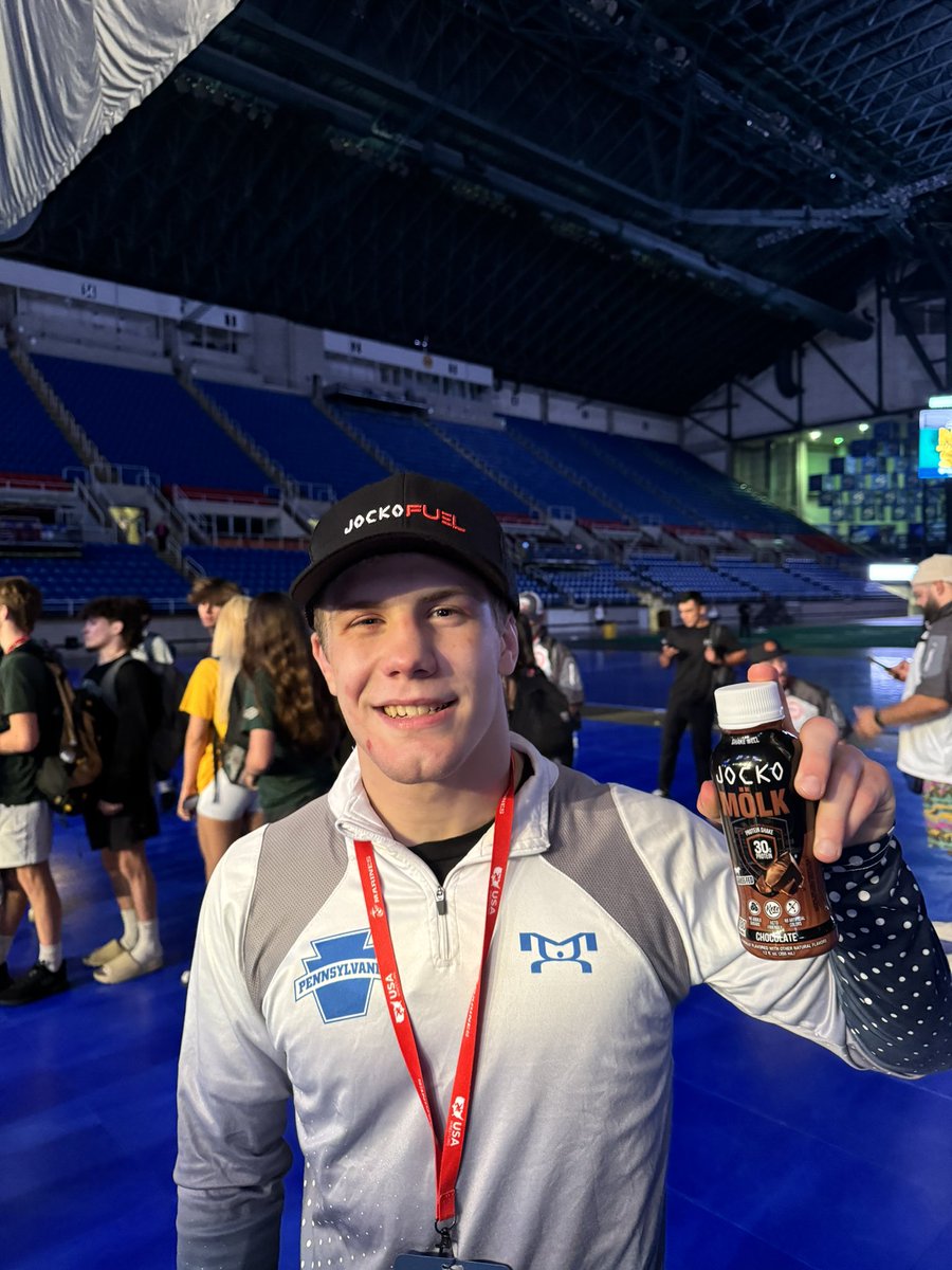 Drew Blogs tweet media