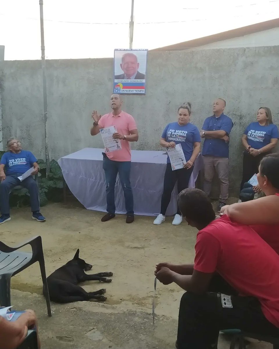 #20Jul | Conversatorio Organizativo de cara a las Elecciones del #28Jul en la comunidad de la Floresta sector 24 de Junio, para garantizar el triunfo de <a href="/EdmundoGU/">Edmundo González</a> 

#SomosUNT #unidadyvoto #yovoto