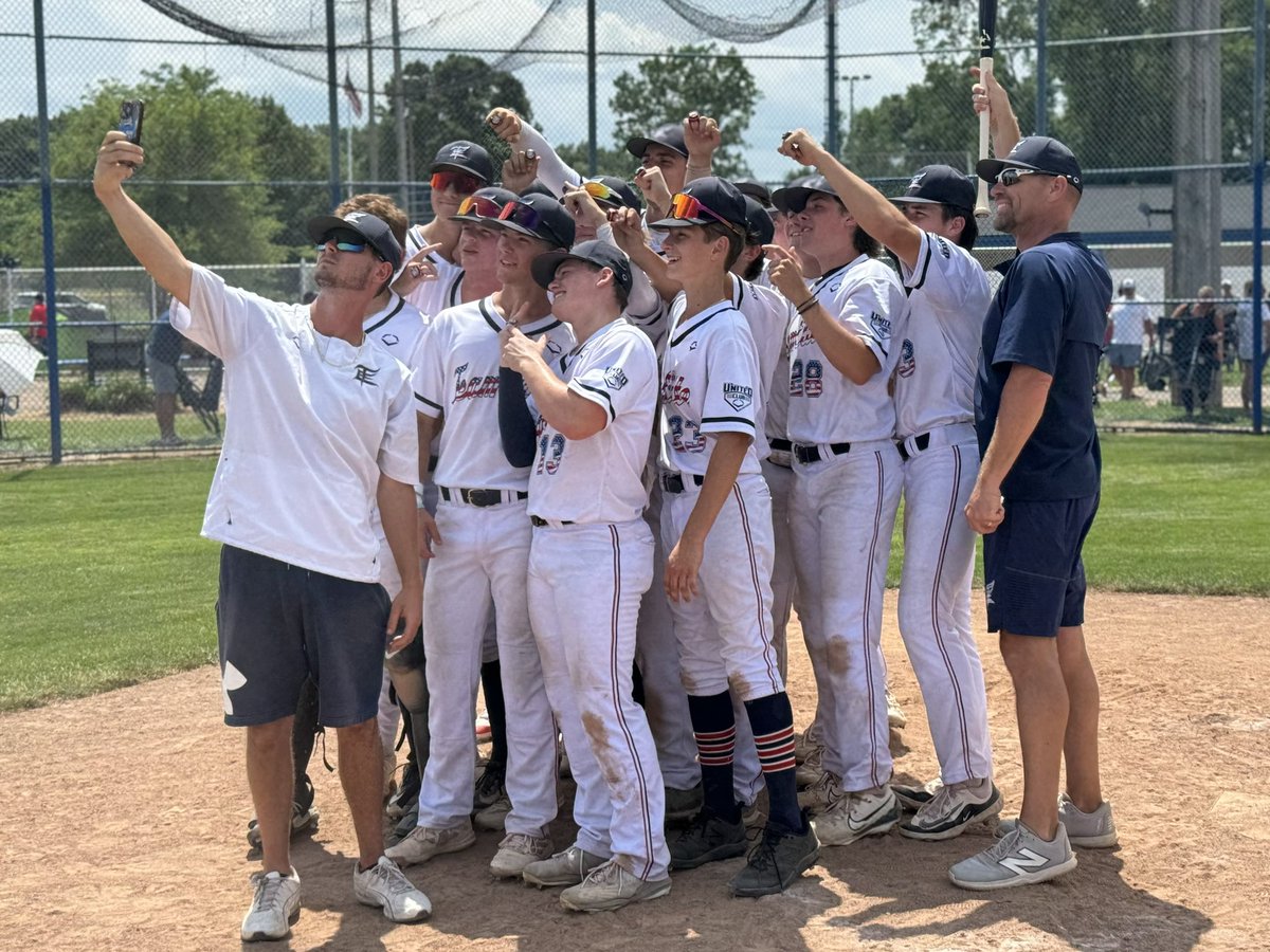 Brandon Fallarme tweet media