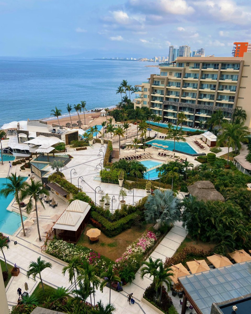 DestifyWeddings's tweet photo. I love a sunny pool day, but there is a certain magic to nighttime on vacation.
Which do you prefer? Day or night at the resort. Comment below๐
Learn all about the beautiful Secrets Vallarta Bay AAA four diamond resort on our website: https://t.co/sk0iVSNCxr
#Destify https://t.co/PDexKtpNYj