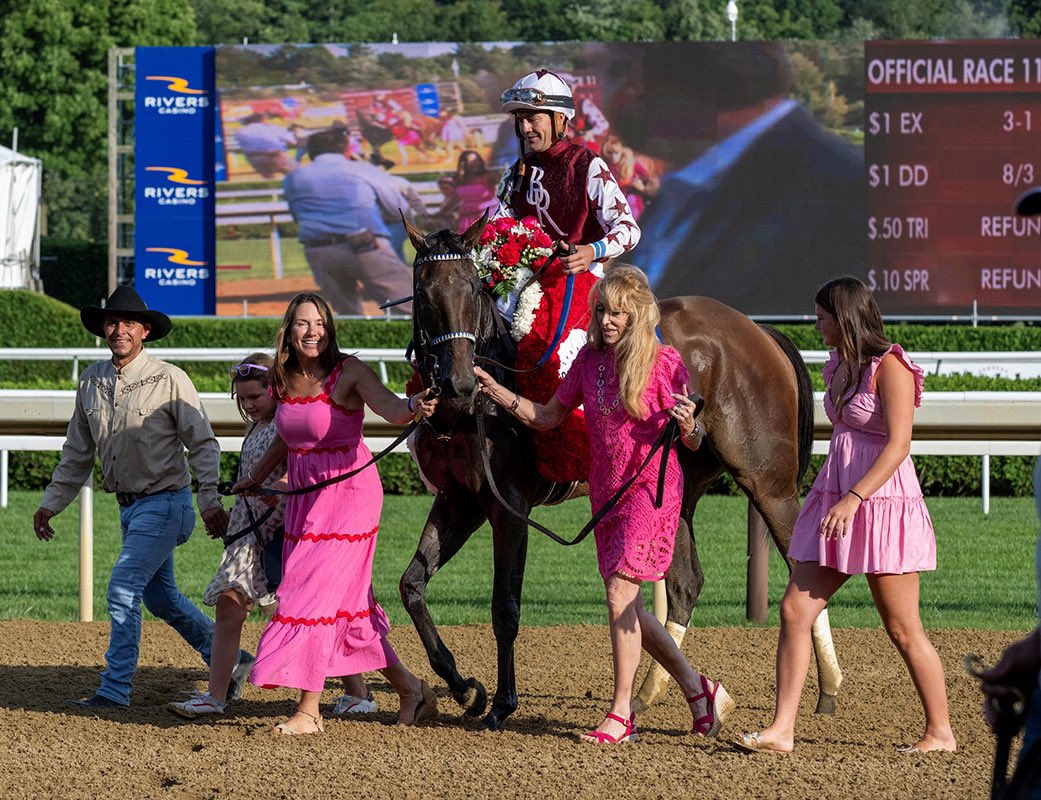 Anne Eberhardt Keogh tweet media