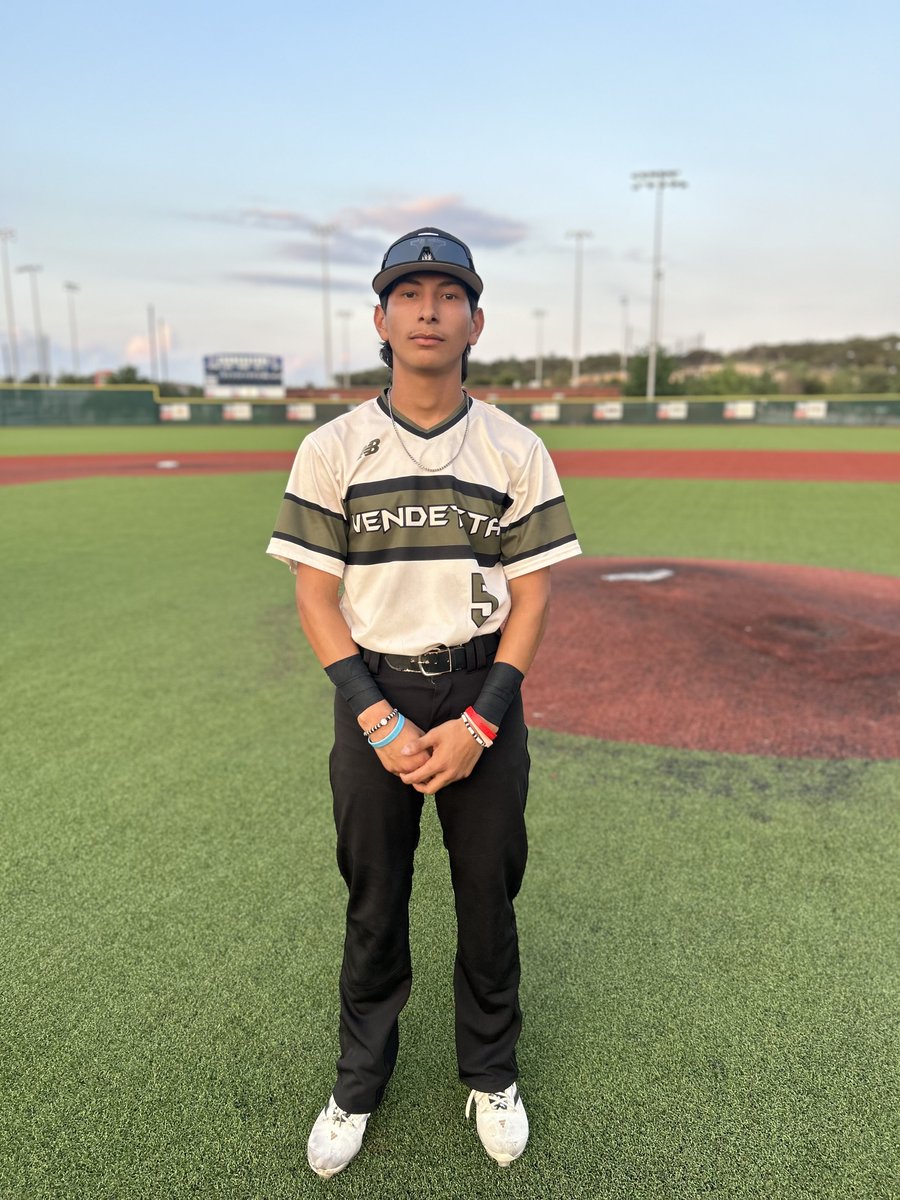 FiveToolSTX's tweet photo. F: @VendettaBsbllTx Scout Black 18U 5, Bayou City Prospects Navy 2
PoG: @CanoSapo2024 1-4, HR, 3 RBI https://t.co/AZ8ZYeBk7j