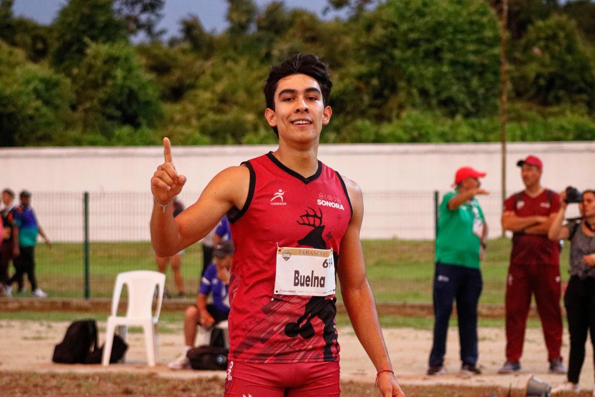 AlfonsoDurazo's tweet photo. Mi mayor reconocimiento al atleta sonorense Rafael Buelna, estudiante de ITSON Cajeme, por obtener el primer lugar en la prueba de 400 metros planos en el Campeonato Nacional Juvenil de Atletismo.
Clasificó al Campeonato Mundial que se celebrará el próximo mes de agosto en Lima, Perú. ¡Eres un orgullo para nuestro estado!
#OrgulloSonorense