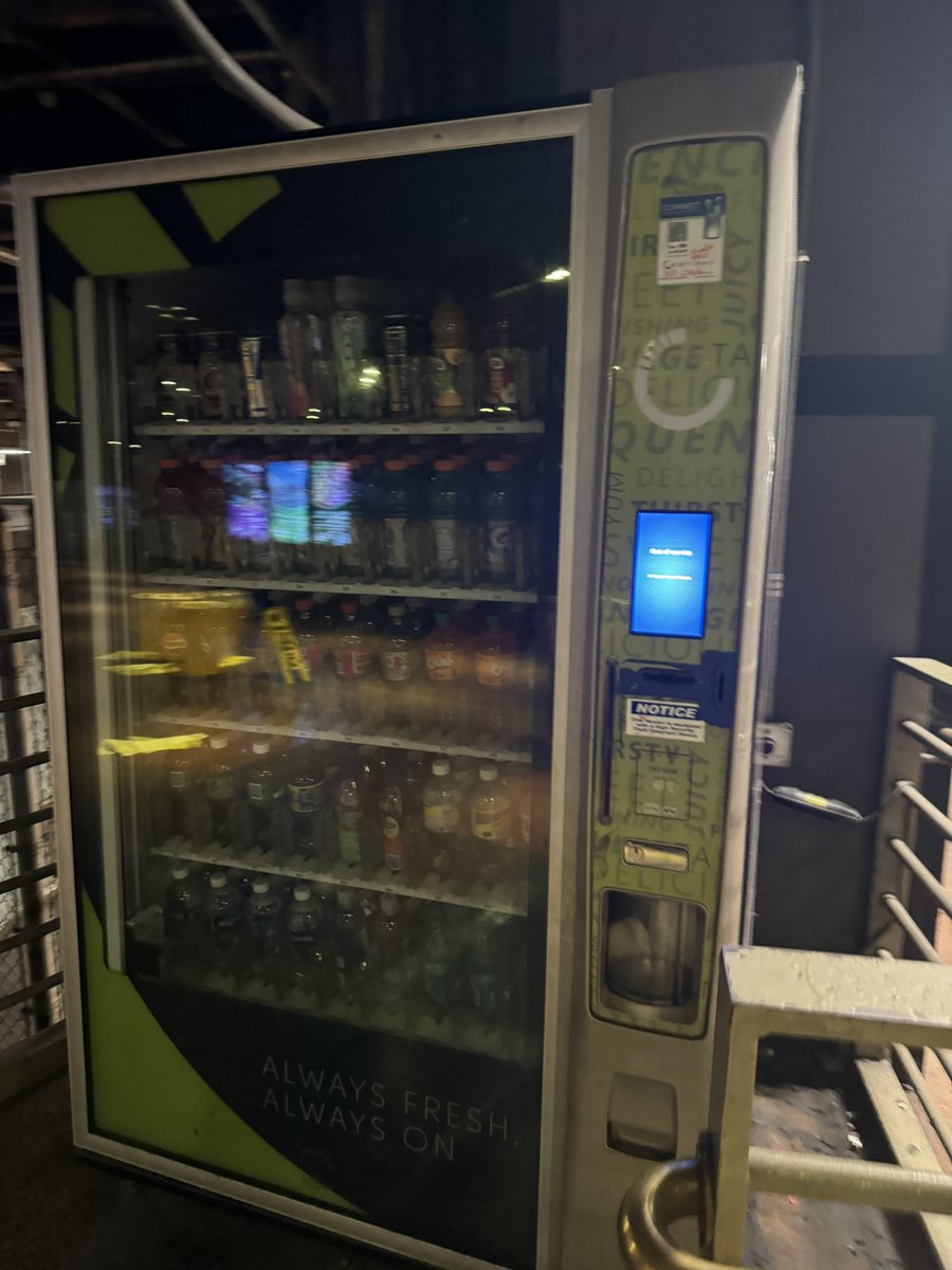 Dear <a href="/GrandCentralNYC/">Grand Central Terminal</a> <a href="/MetroNorth/">Metro-North Railroad</a> I’m really really tired of this vending machine being broken 90% of the time. Especially when it’s late night and nothing is open to get a drink at. Get more than one vending machine please.