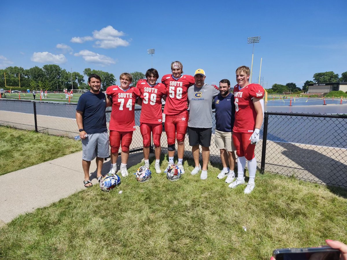 What an awesome day watching our future Blugolds ball out in the WIAA All-Star game. ⁦<a href="/UWECFootball/">Blugold Football</a>⁩ is in great hands and the future is bright!