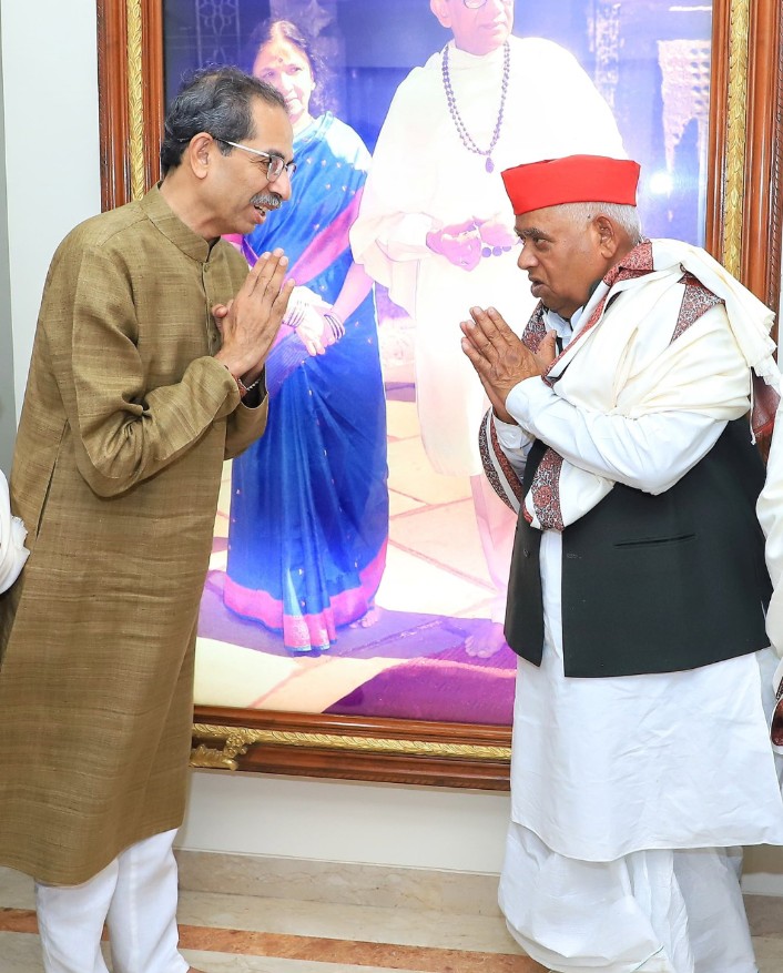 rajusingh09889's tweet image. कृपा हुई &quot;अवधेश की तब जीते &quot;अवधेश&quot;
कौन निकट है राम के मोदी या अखिलेश
                   ~ठा ब्रिज किशोर सिंह राजू भैया 136 ददरौल विधानसभा