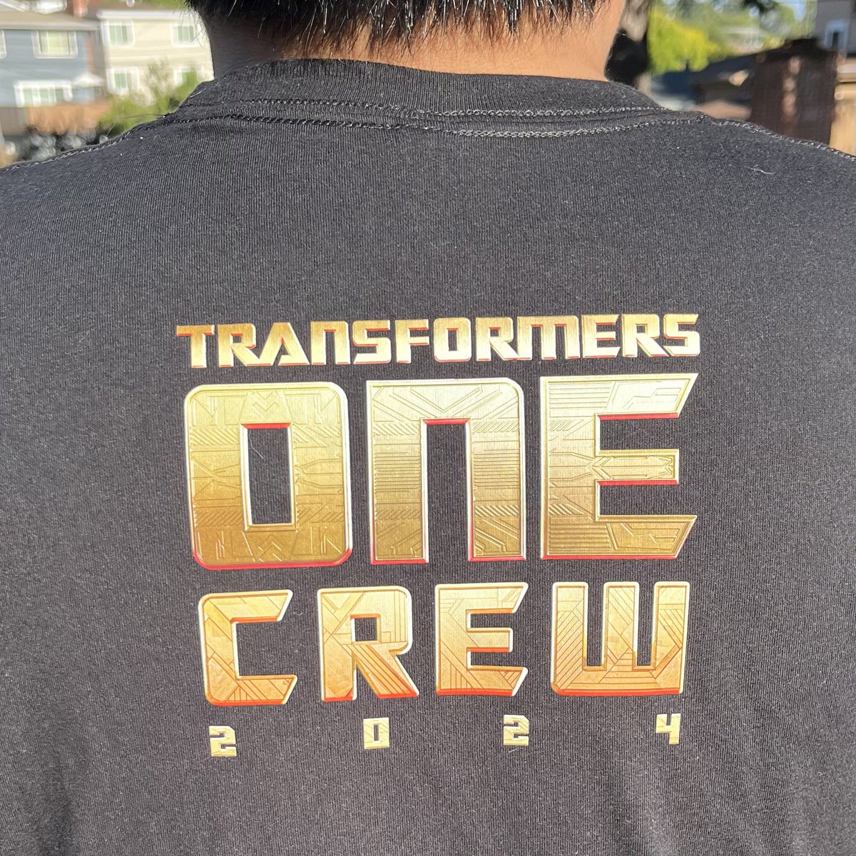 Bobby_Rubio's tweet photo. Hey, my #TransformersOne crew shirt came in!
Just in time for the #SDCC panel on Thursday (If I can somehow get into #HallH. It’ll take a little Energon &amp; a lot of luck)
Shoutout to the entire #TransformersOne crew including my amazing #StoryTeam!
#MatrixOfLeadership #HeadOfStory https://t.co/PJvabg9QLu