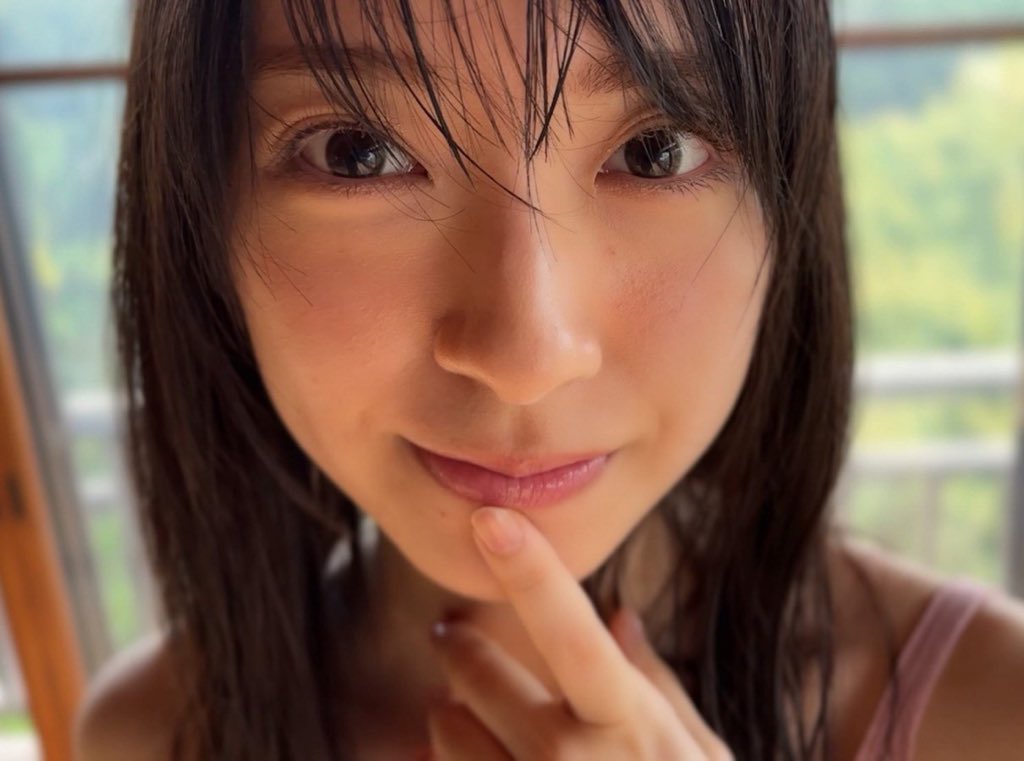 mikudenukinuki's tweet photo. 金村の良いところは絶対エロいことする時アナルも一生懸命舐めてくれそうなところ。
一瞬躊躇するけど、「早くして」って急かしたら「わ、分かった…」って言いながら渋々舐めそう。
徐々にスイッチが入ってアナルのシワがふやけるぐらい舐めてくれそうなところも評価が高い。 https://t.co/Zf4HdHFsux