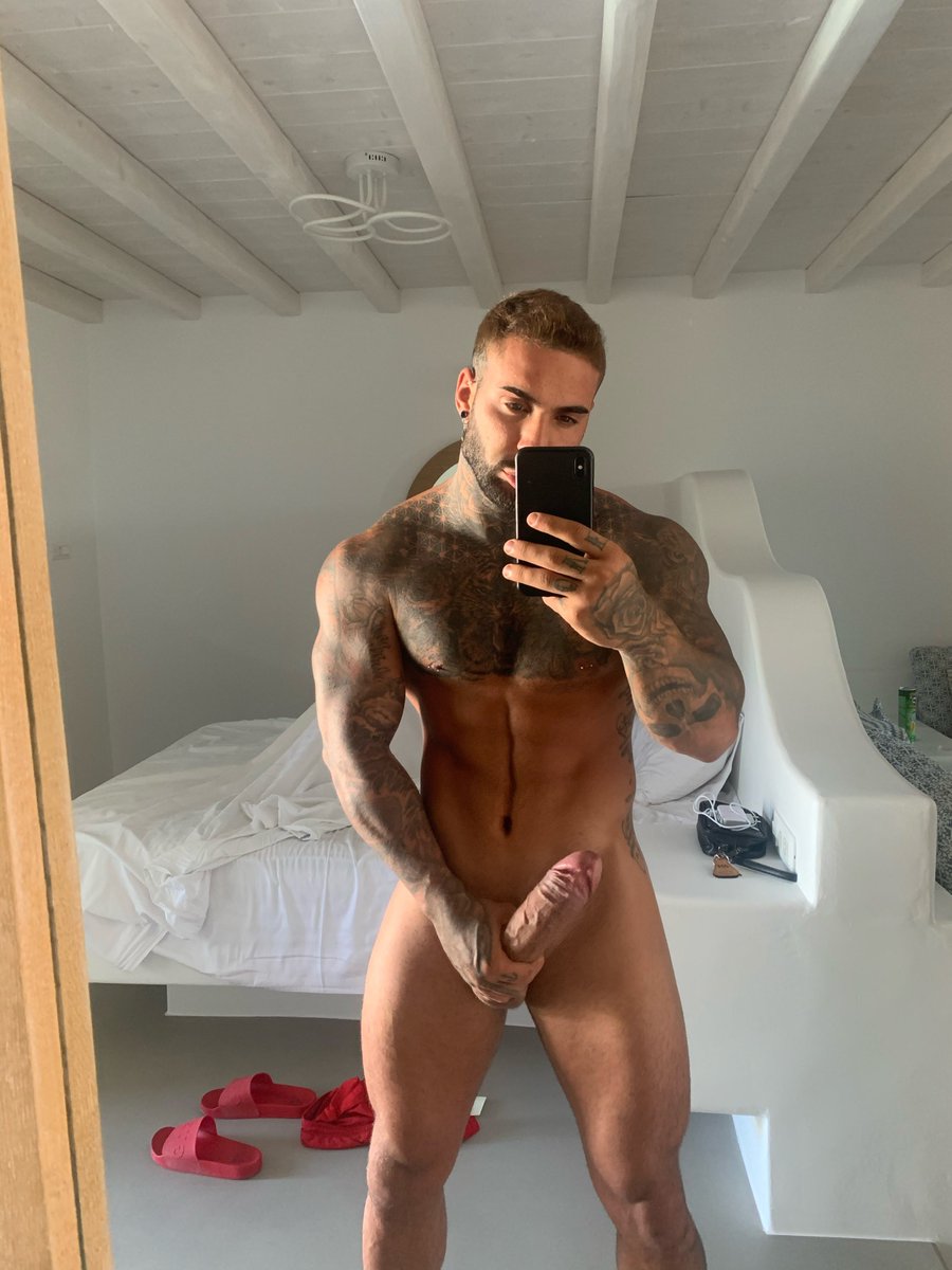 It’s only me that I wake up with a 🪵?