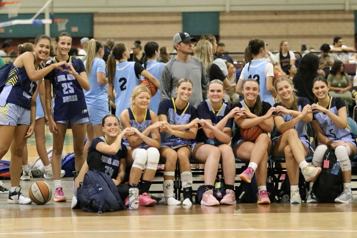 Tough battle today but 3 more to go!
Sunday July 21st at 10:05am Court 5 and 4:50 Court 4
Monday July 22nd at 9:40am Court 7 <a href="/CJHawksaau/">CJ Hawks</a> <a href="/JTHoopsNJ/">Truhan</a> <a href="/TinyGreenNBS/">Coach Tiny Green</a>