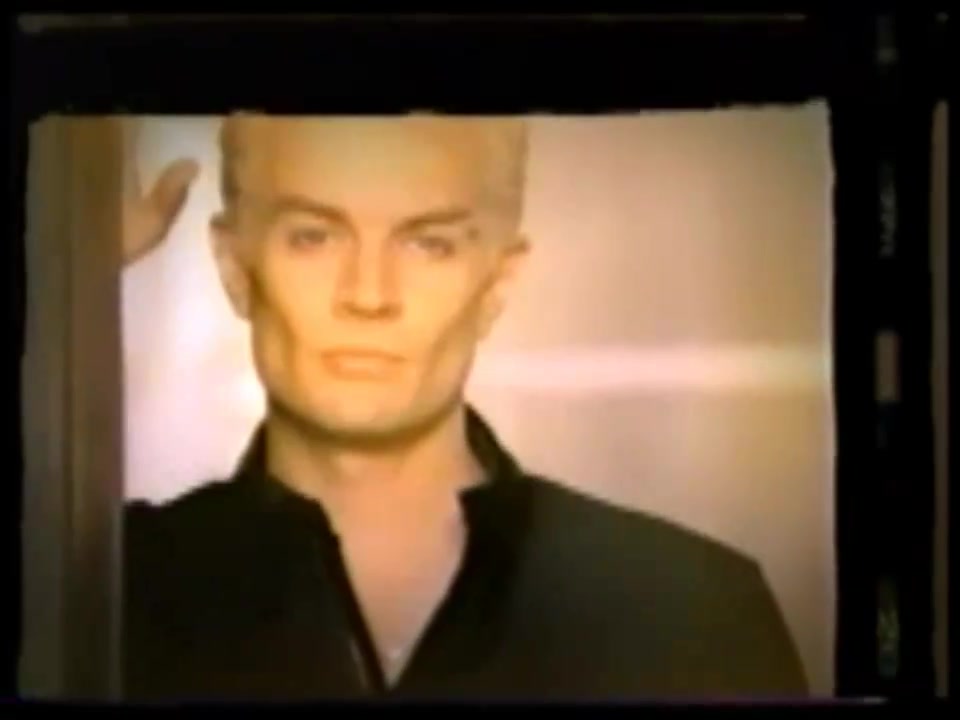 jamie_marsters's tweet photo. Pic of the Day: James Marsters cheekbones still sharp enough to cut... despite the blurry quality of this #Angel Season 5 promo
@JamesMarstersOf #JamesMarsters #AngeltheSeries #AtS #Spike #CHEEKBONES #EvenBlurry #TheyreDeadlyWeapons #IsDed #FromExtremeCheekboneExposure #Deadly https://t.co/7AeqnxVfvk