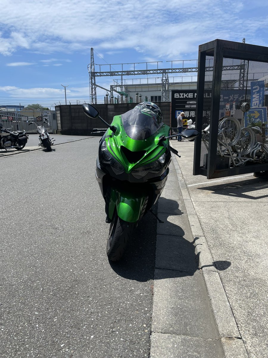 Minority_U's tweet photo. やっと14Rさん戻って来たー🏍🏍🏍
暑いから帰ろ🫠🫠 https://t.co/swIy7xsdHF