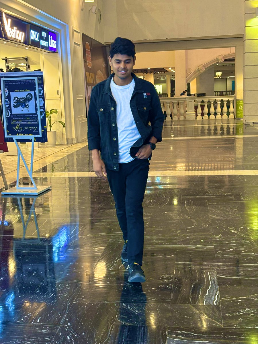 Pramod_Tarkar's tweet photo. Kuch tum kaho kuch hum kahe  
Dono kuch na kuch kah hi de to Aacha hai https://t.co/gCBHmb1yRB