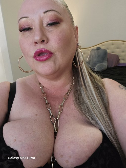 Who wants to play? Book me at siennahills@gmail.com https://t.co/3xe7ig7OHt<a class="tags" target="_blank" title="On Twitter" href="/?out=eyJ0eXAiOiJKV1QiLCJhbGciOiJIUzUxMiJ9.eyJpYXQiOjE3MjIwMzQ5OTksImlzcyI6InR3cG9ybnN0YXJzLmNvbSIsIm5iZiI6MTcyMjAzNDk5OSwiZXhwIjoxNzUzNTcwOTk5LCJyZWRpcmVjdF91cmwiOiJodHRwczovL3R3aXR0ZXIuY29tL2dtYWlsIn0.hxcyAzFTfV5xFDW2dtboqe8e6TWKaakopIzdqBcisi27QkSnTVNz8NDx7xly_baLojBNw9TBDhzAOrzLEgn0RQ">@gmail</a>