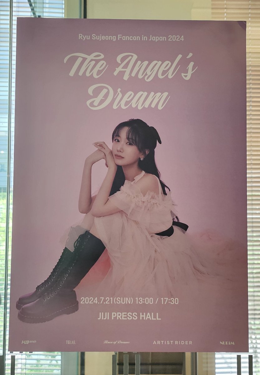 _Lovelyz8's tweet photo. 久しぶり～🥰
#류수정 #러블리즈 https://t.co/4oUKACgJxE