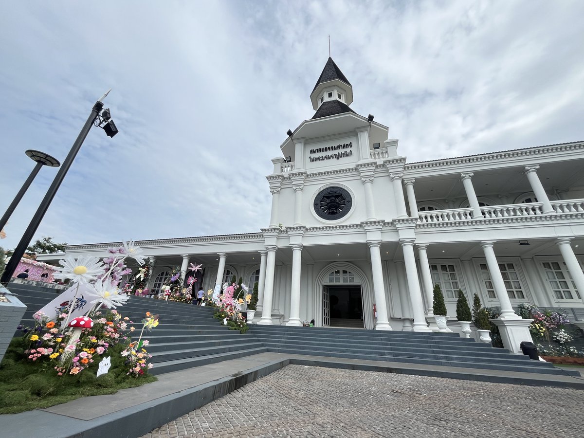 MixOfficialFC's tweet photo. ꒰ 🎡 ꒱  ꔛ " #WonderMIXLand " 

สถานที่พร้อมแล้ว ! " WONDER MIX LAND " รอต้อนรับทุกคน แล้วมาเจอกันน้า ~ 🖐🏻♥️

ขอขอบคุณผู้ใหญ่ใจดีที่ให้การสนับสนุนการตกแต่งสถานที่ด้วยนะคะ 🙇🏻‍♀️

@wixxiws #mixxiw 
#ส่วนผสมของมิกซ์ https://t.co/BQqTxmWg4w