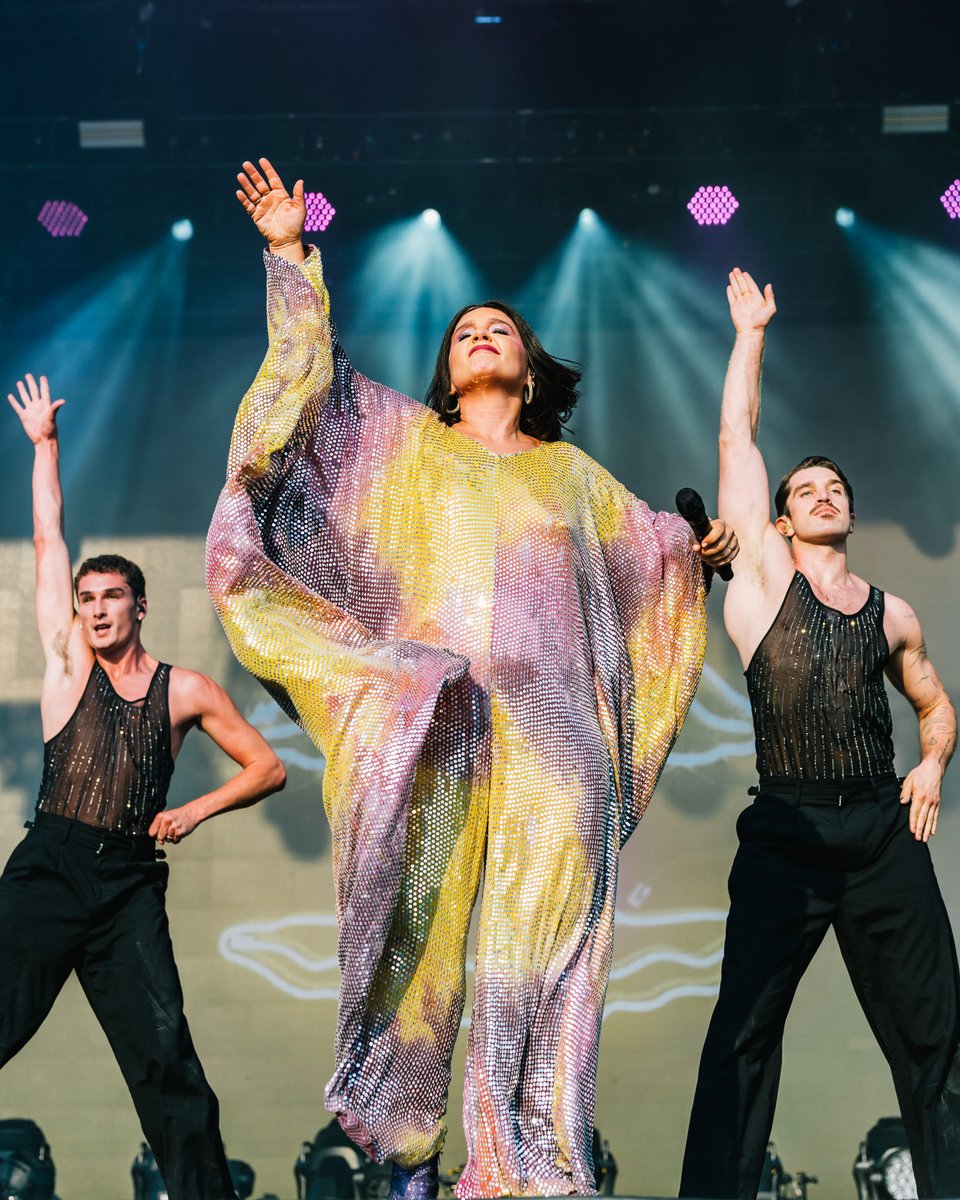 .<a href="/JessieWare/">Jessie Ware</a> at <a href="/pitchforkfest/">Pitchfork Music Festival Chicago</a> was everything

📸 by <a href="/firstthreesongs/">Daniel Cavazos</a>