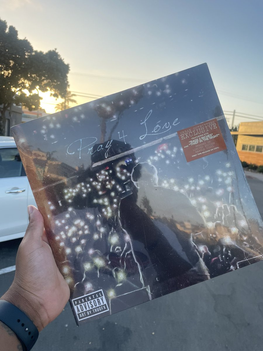 CammmmB's tweet photo. 🖤🏁 https://t.co/LVod6jcjXa