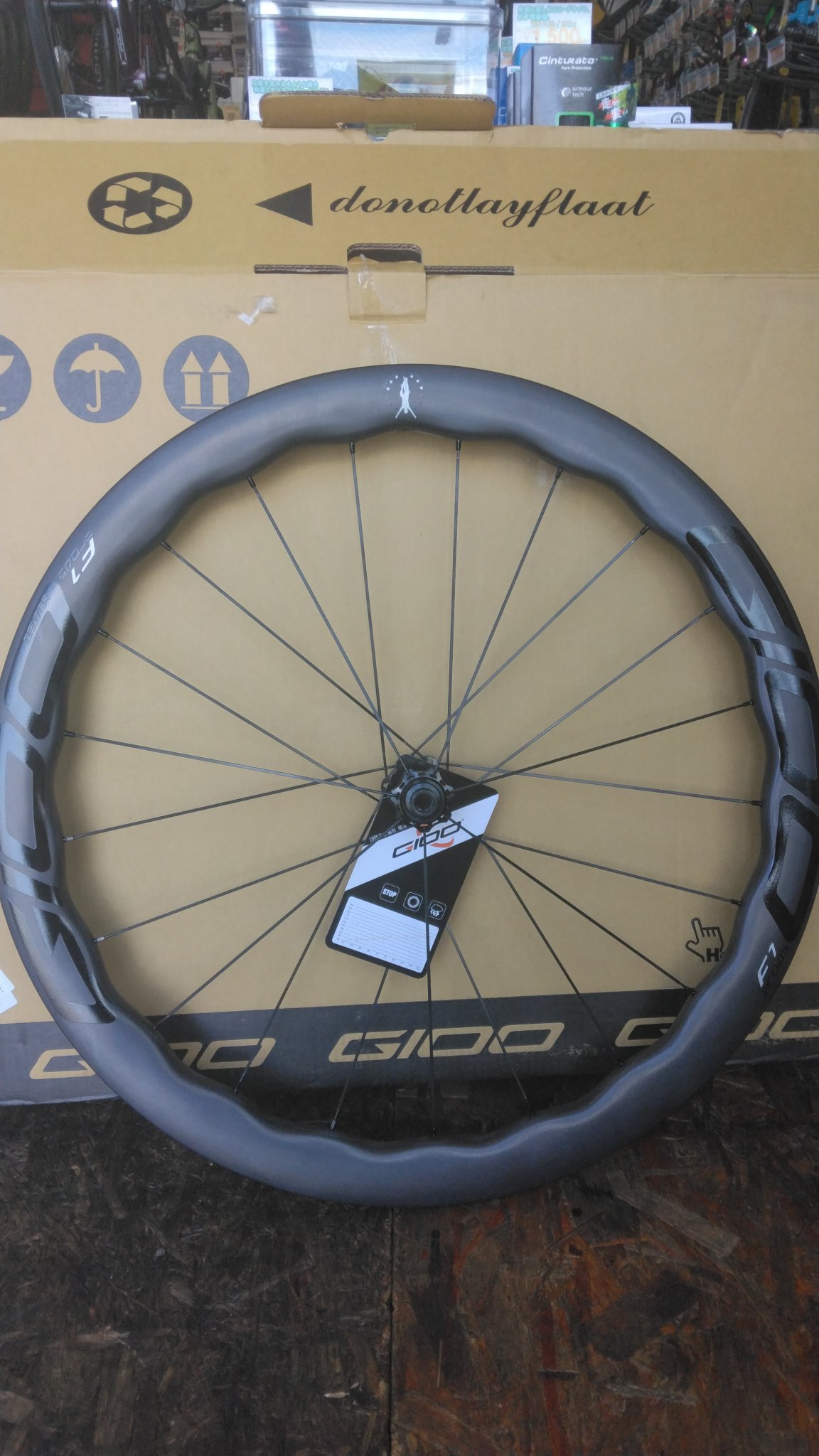 Gioo F1 PRO Disc Shimano カーボンホイール GIOO F1