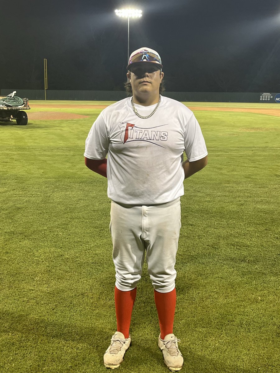 FiveToolETX's tweet photo. F: @ETXTitans 16U Roberts 9, 1846 Wood Ducks 15U 0
PoG: @KaimanaArakaki 4 IP, 2K, H | 2-2, RBI 
Hitter: @Karson_King07 2-3, 2 3B, 2 RBI https://t.co/5hKXFC27JE