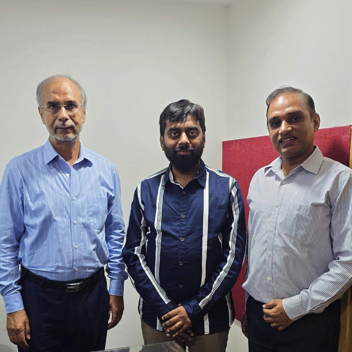 Meeting my guru reminded me of how fortunate I am to have someone in my life who genuinely cares abt my  growth.
This encounter allowed me to absorb knowledge from an experienced guide who showed immense enthusiasm for sharing insights regarding growth
#GuruPurnima2024
<a href="/dintya15/">dinesh tyagi Retd IAS</a>