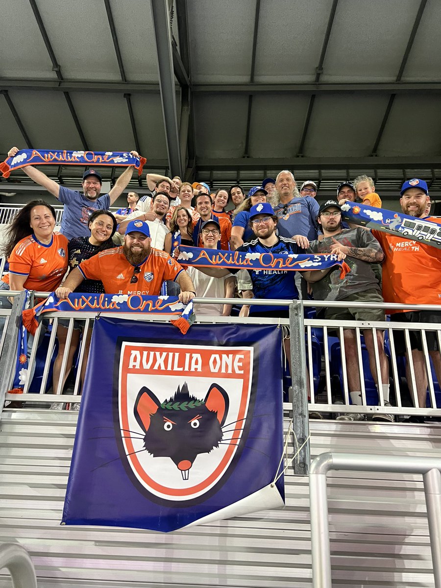 AuxiliaOne's tweet photo. It sucks but at least the company was good #fcciny @fccincinnati https://t.co/gdnwPcF5Gr