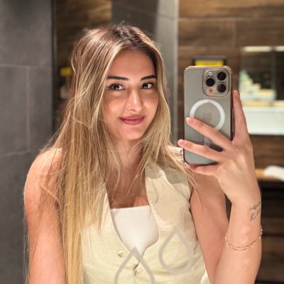 ziiynep's tweet photo. #YeniProfilResmi https://t.co/iffK2E8Mah