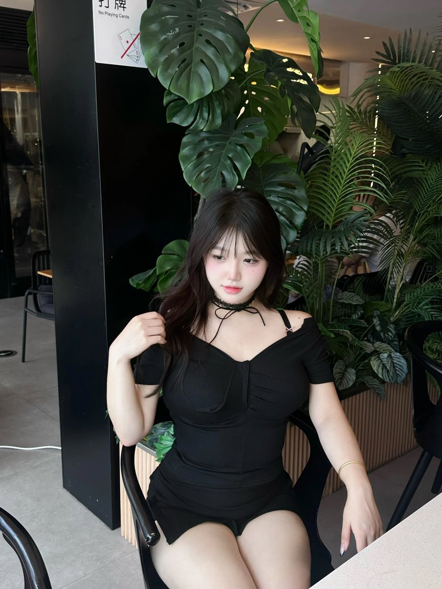 你的每一次微笑，都是我最大的安慰。