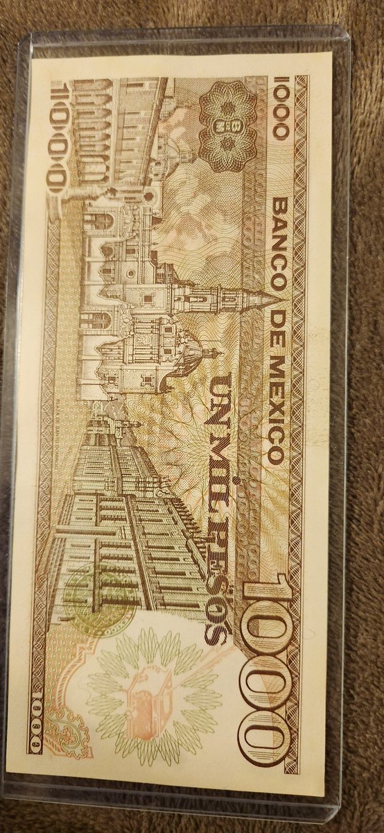 Mil pesos. Mi amado México. Hacia 1985. Uno de mis billetes favoritos. Orale.