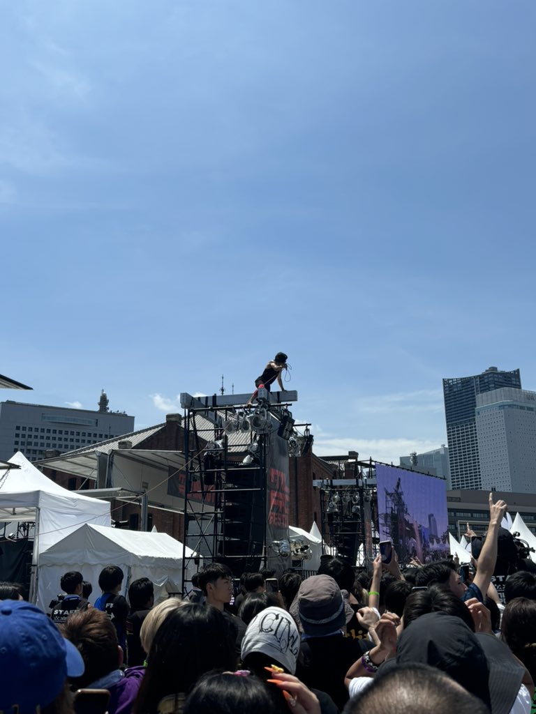 hiroherooo8385's tweet photo. 崇め讃えました。
#ムロフェス https://t.co/BQNKLnTacM