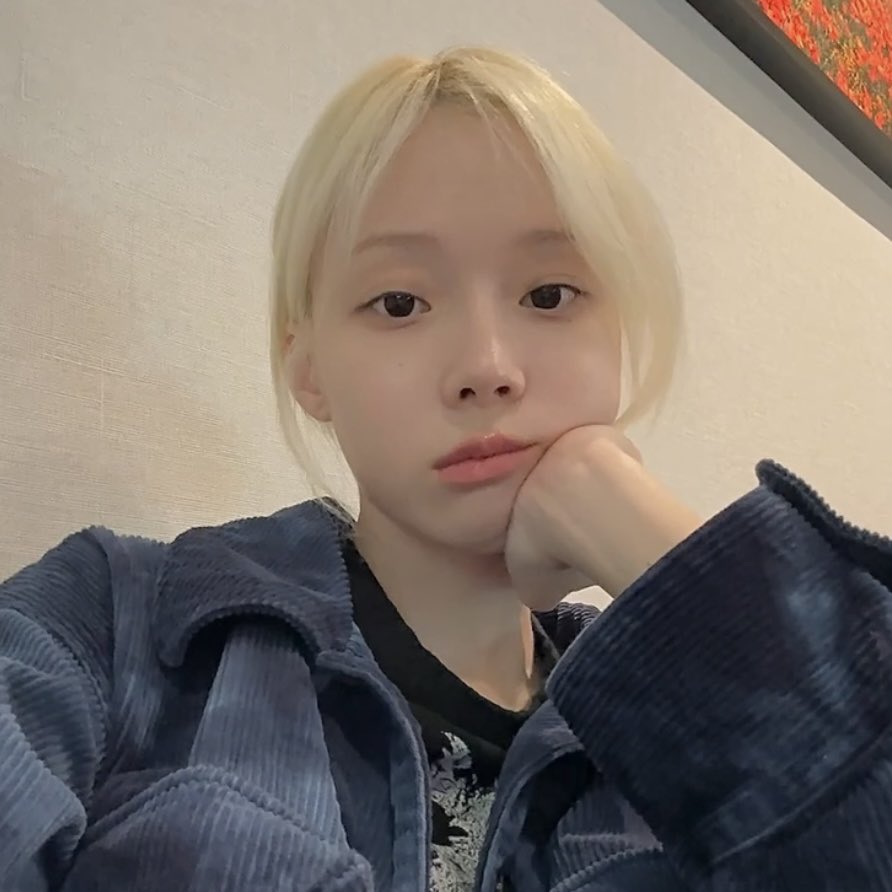 winter700_'s tweet photo. 똥개가 왜이리 훈녀야.. https://t.co/hipEd7jtvo